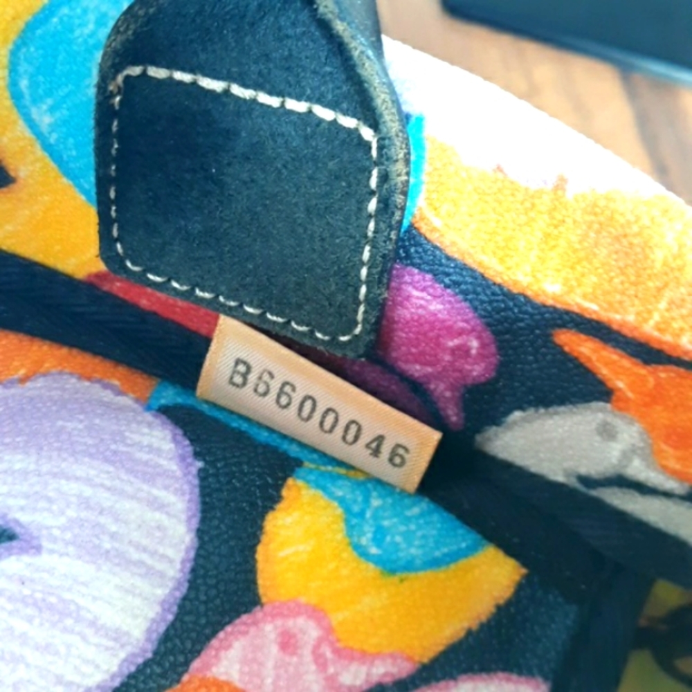 Dooney & Bourke Vintage Wonder Duck Handbag - Picture 8 of 15